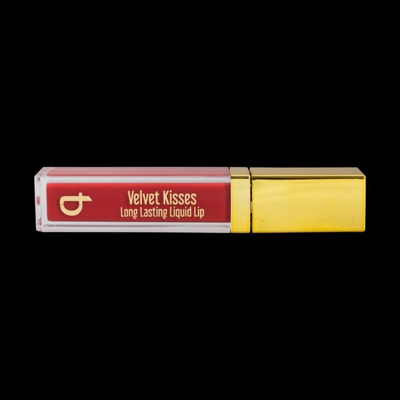 NEW!!! Tori Belle RED Lip Long Lasting Liquid Lip - Picture 3 of 3